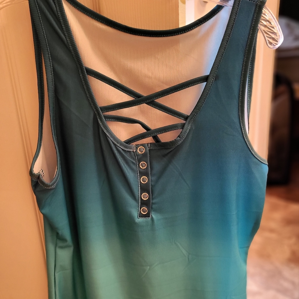 Womens ombre tank top size.l